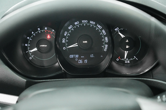 Lada (ВАЗ) Vesta Comfort, 2016 года, пробег 108700 км