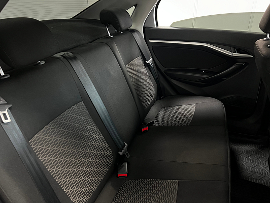 Lada (ВАЗ) Vesta Luxe, 2021 года, пробег 65000 км