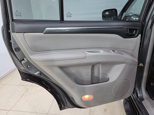 Mitsubishi Pajero Sport Intense, 2014 года, пробег 292060 км