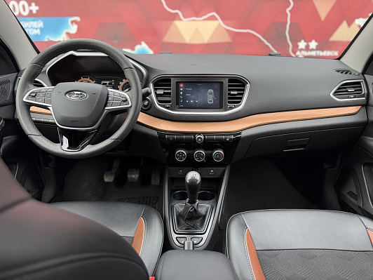 Lada (ВАЗ) Vesta Life, 2023 года, пробег 64000 км