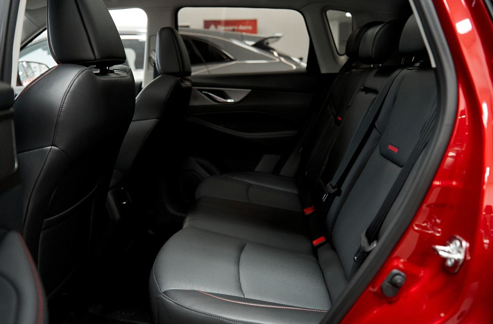 Omoda C7 Актив, серебряный