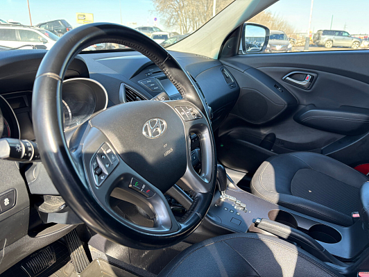 Hyundai ix35 Travel, 2015 года, пробег 136700 км