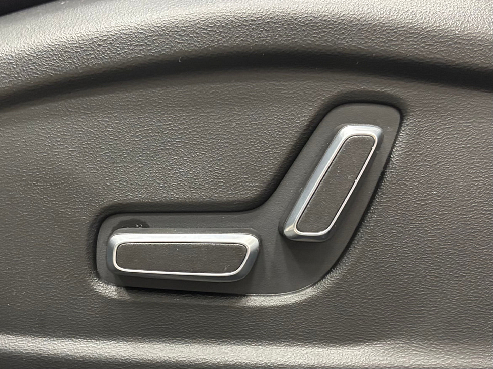 Geely Atlas Luxury, белый