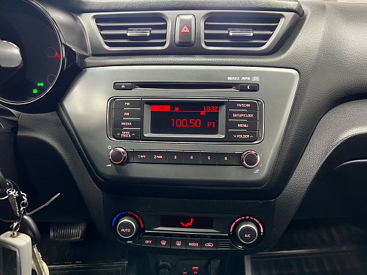 Kia Rio Luxe FCC, 2015 года, пробег 239000 км