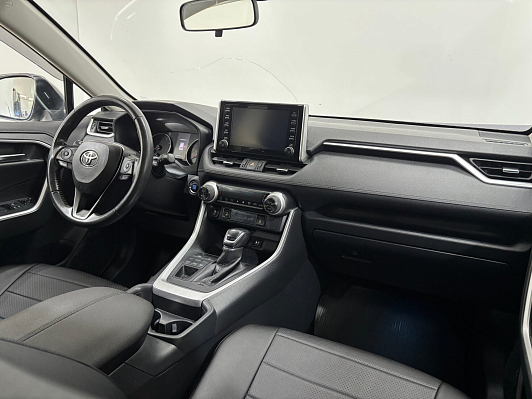 Toyota RAV4 Комфорт, 2020 года, пробег 105140 км