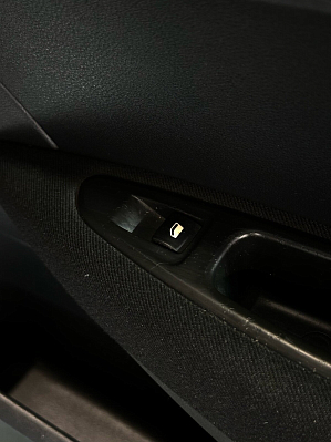 Peugeot 308 Russian Pack, 2009 года, пробег 196000 км