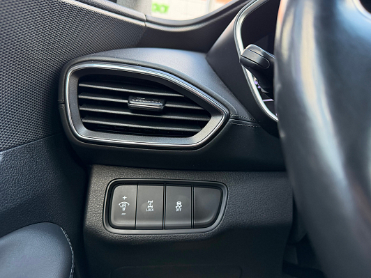 Hyundai Santa Fe Premier, 2019 года, пробег 109600 км
