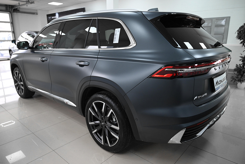 Geely Monjaro Flagship SE, серый