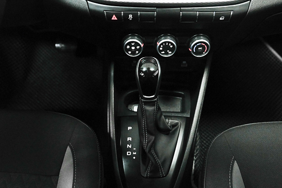 Lada (ВАЗ) Vesta Life'25, 2024 года, пробег 12860 км