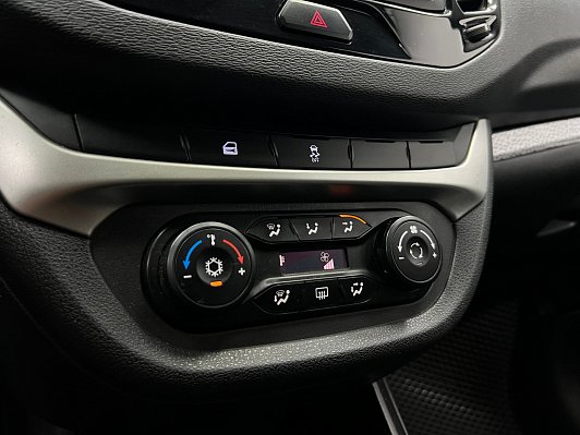 Lada (ВАЗ) Vesta Comfort Winter, 2020 года, пробег 107485 км