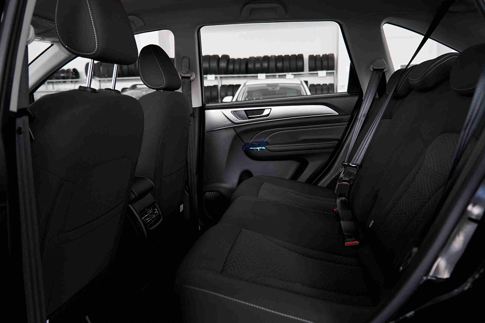 Haval M6 Оптимум, черный