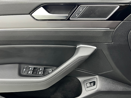 Volkswagen Passat, 2018 года, пробег 278760 км