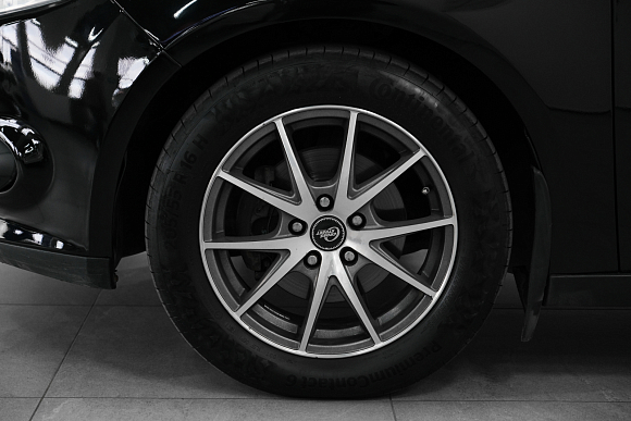Ford Focus SYNC Edition, 2011 года, пробег 170000 км