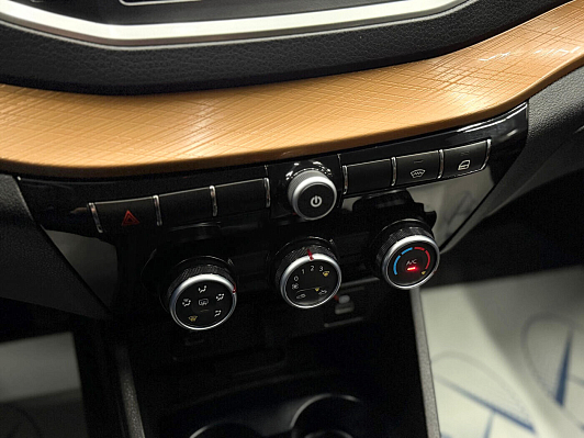 Lada (ВАЗ) Vesta, 2024 года, пробег 18023 км