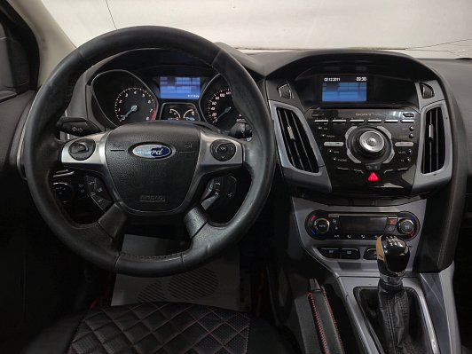 Ford Focus Titanium, 2011 года, пробег 311381 км
