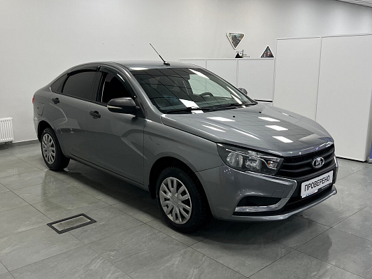 Lada (ВАЗ) Vesta 50 Anniversary, 2016 года, пробег 129000 км