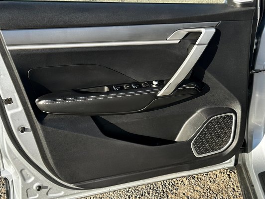 Geely Coolray Comfort, 2021 года, пробег 101377 км