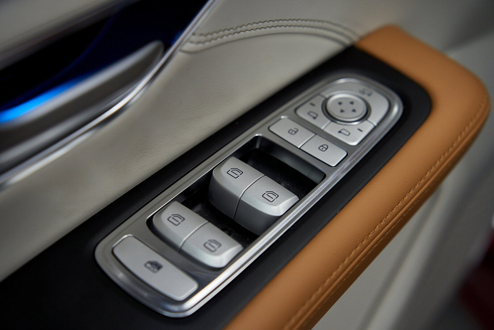 JETOUR X70 PLUS Luxury, красный