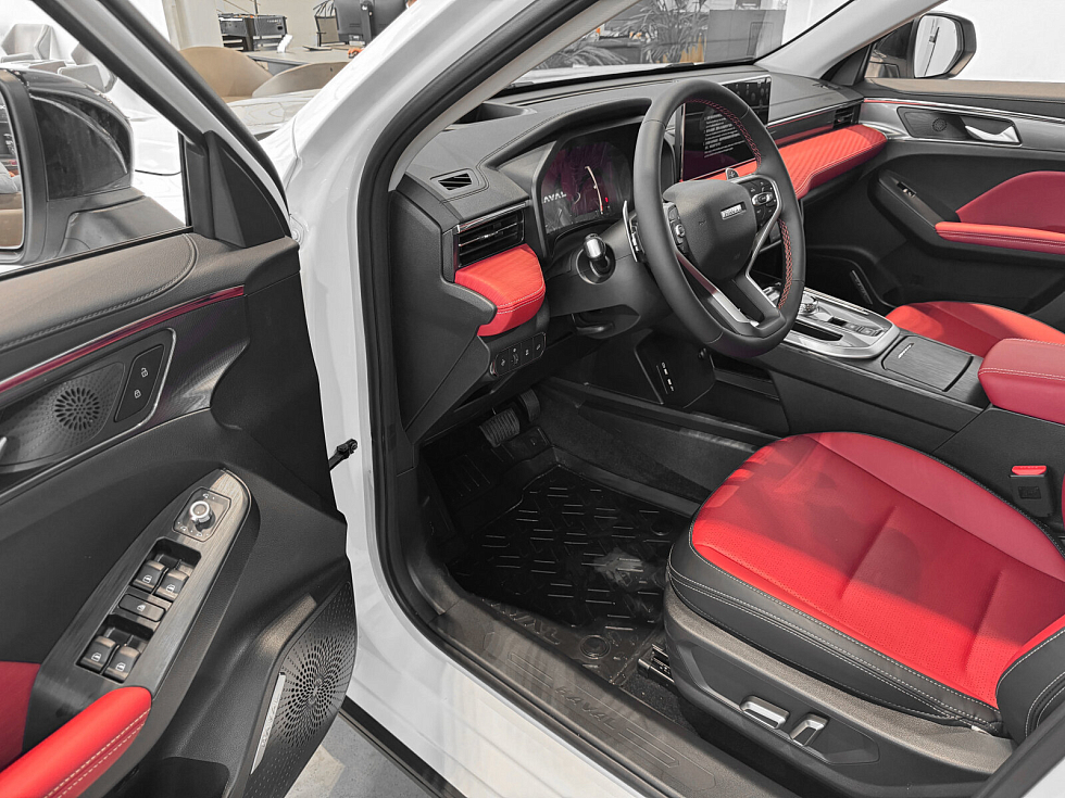 Haval Jolion Техно, белый
