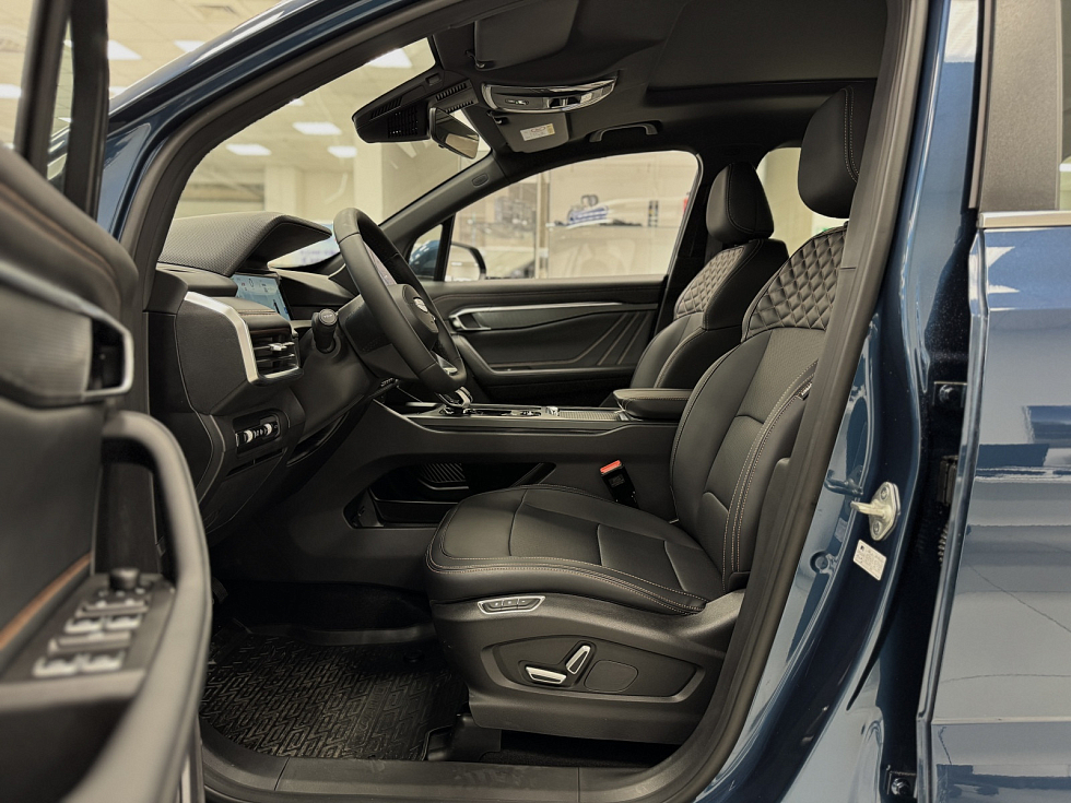 Geely Okavango Флагман, синий