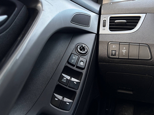 Hyundai Elantra Base, 2015 года, пробег 160012 км