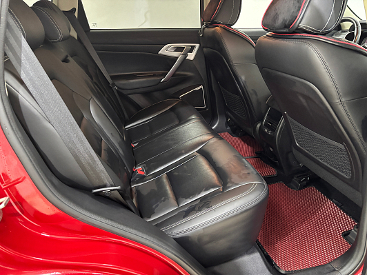 Geely Atlas Luxury, 2019 года, пробег 90364 км