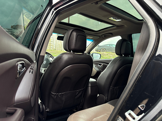 Hyundai ix35 Prestige, 2012 года, пробег 146428 км