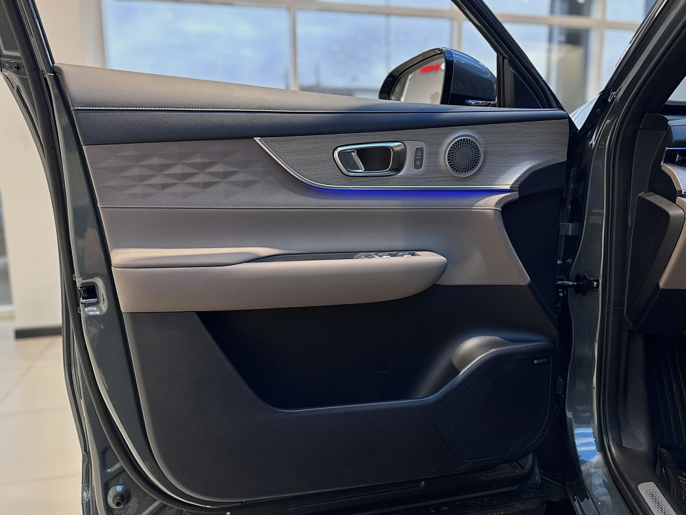 Tenet T8 Ультра 4WD, серый