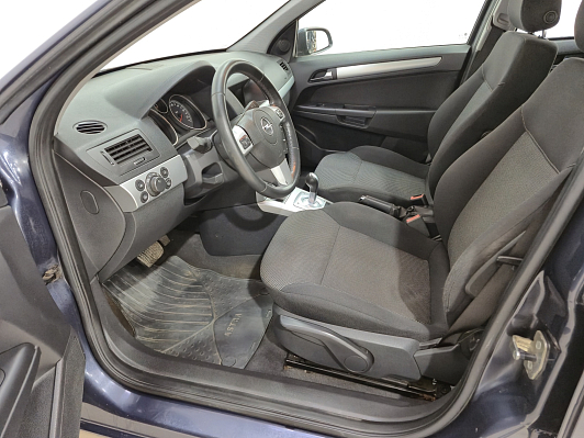 Opel Astra, 2009 года, пробег 104314 км