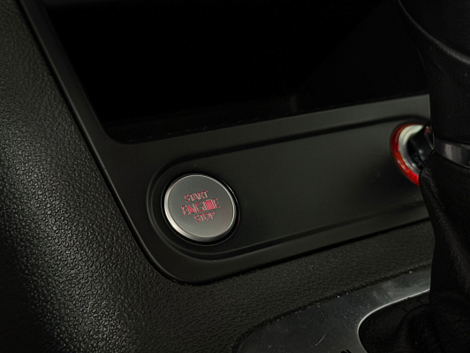 Volkswagen Tiguan Avenue, 2013 года, пробег 185462 км