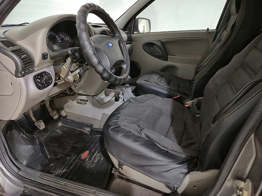Lada (ВАЗ) Kalina, 2010 года, пробег 220000 км