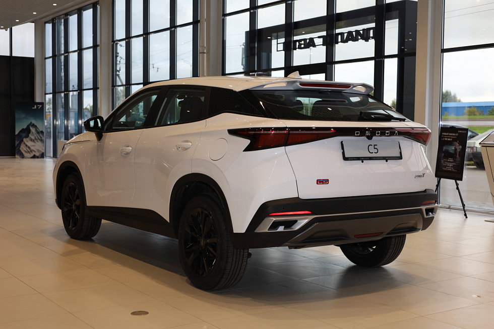 Omoda C5 Supreme, белый