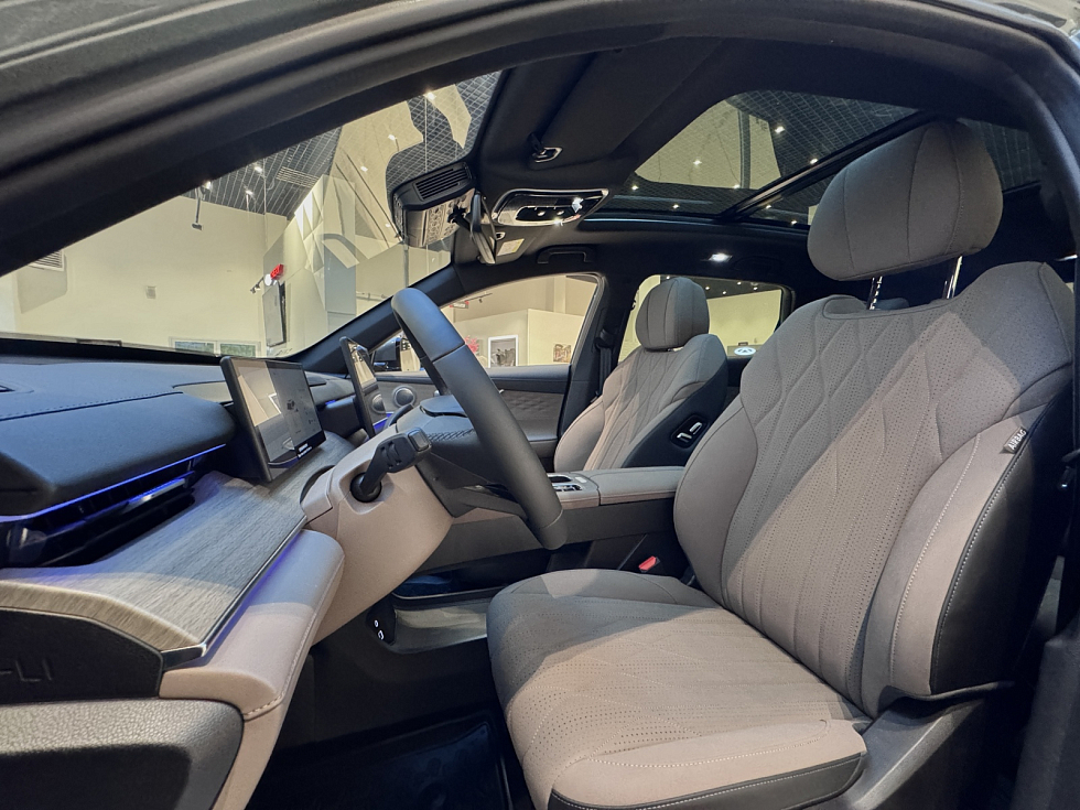 Tenet T8 Ультра 4WD, серый