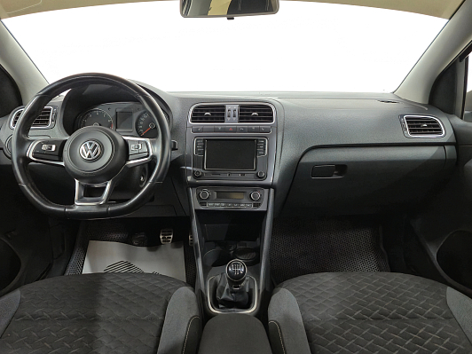 Volkswagen Polo Drive, 2018 года, пробег 119500 км