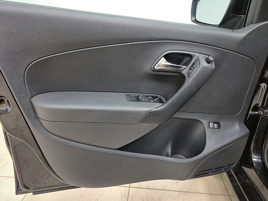 Volkswagen Polo Life, 2015 года, пробег 167495 км