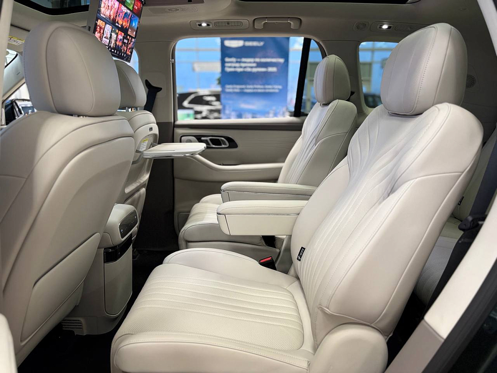 Geely Galaxy M9 Smart Drive, зеленый