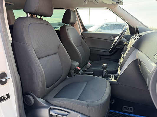 Skoda Yeti Ambition, 2013 года, пробег 164000 км