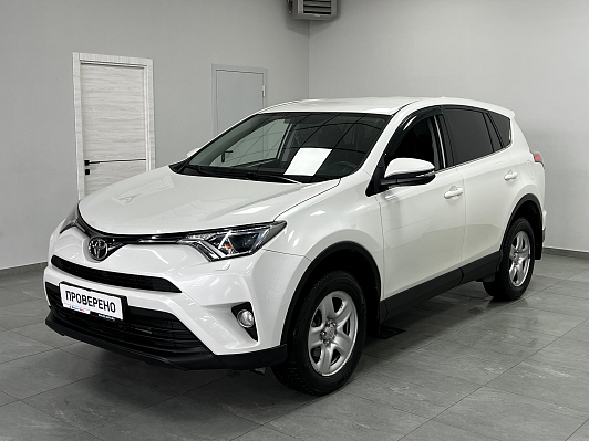 Toyota RAV4, 2017 года, пробег 165000 км