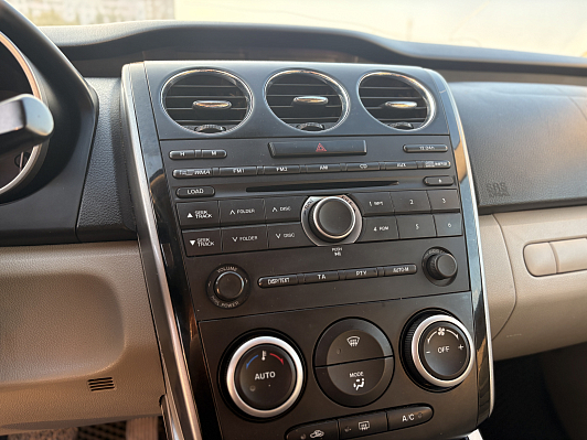 Mazda CX-7 Touring, 2011 года, пробег 262400 км