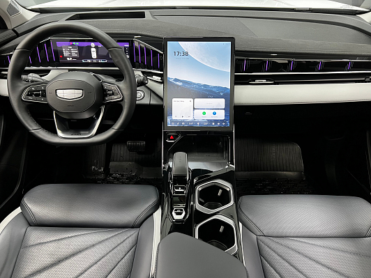 Geely Atlas Флагман, 2024 года, пробег 14650 км