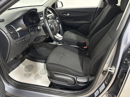 Kia Rio Luxe RED Line, 2018 года, пробег 130829 км