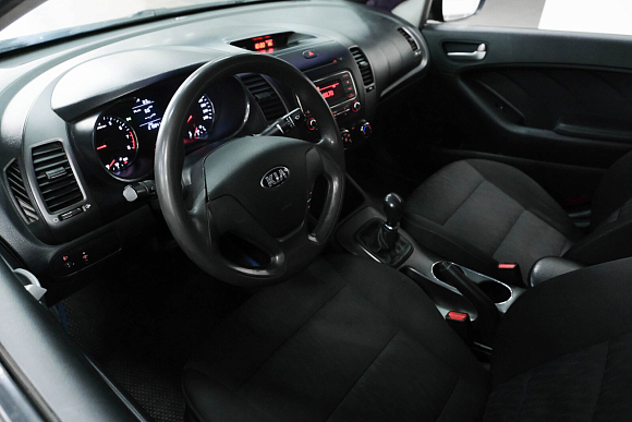 Kia Cerato Comfort, 2013 года, пробег 215000 км