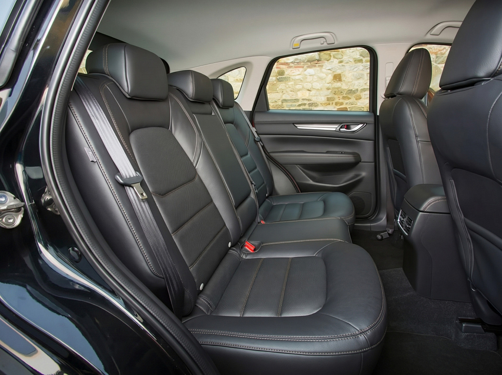 Mazda CX-5 Comfort (Shushi), черный