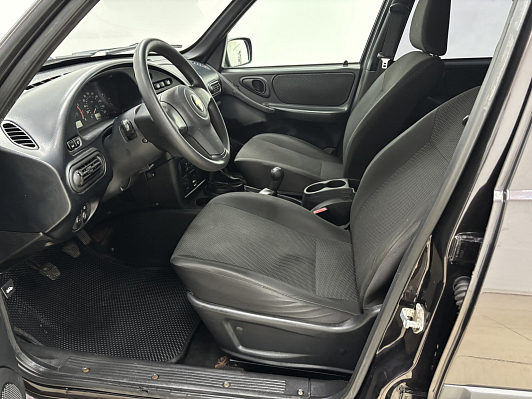 Chevrolet Niva LE+, 2016 года, пробег 180215 км