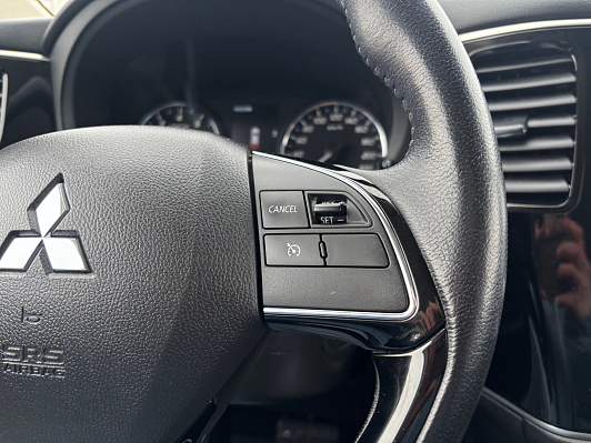 Mitsubishi Outlander Instyle, 2021 года, пробег 83293 км