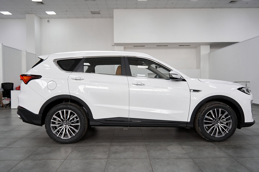 JETOUR X70 PLUS Люкс, черный