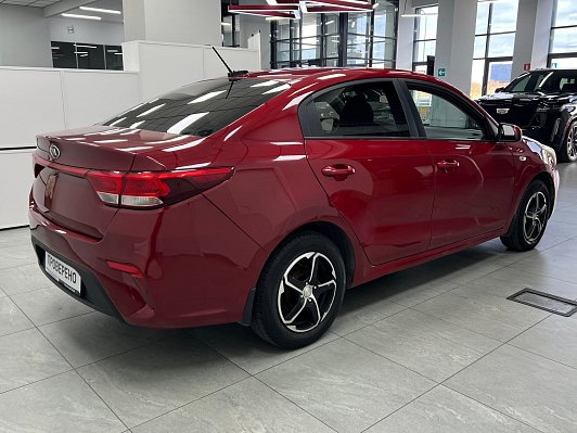 Kia Rio Luxe RED Line, 2017 года, пробег 155038 км