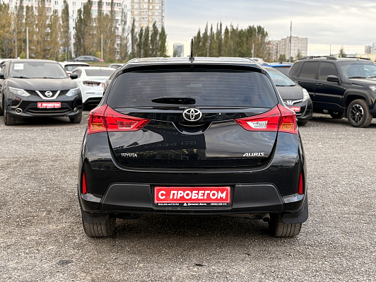 Toyota Auris, 2014 года, пробег 117732 км