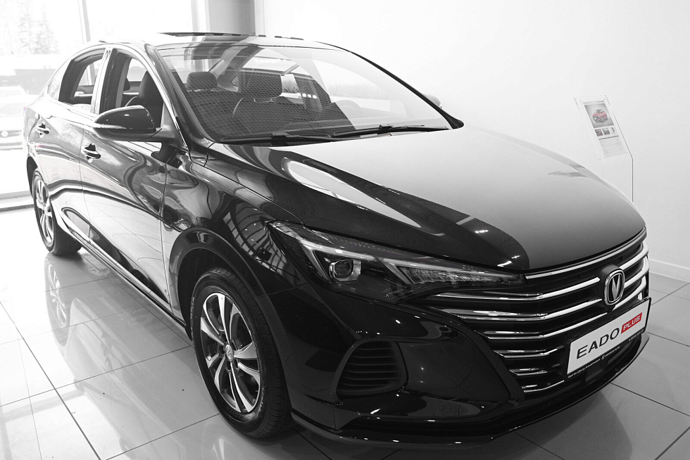 Changan Eado Plus Стандарт, черный