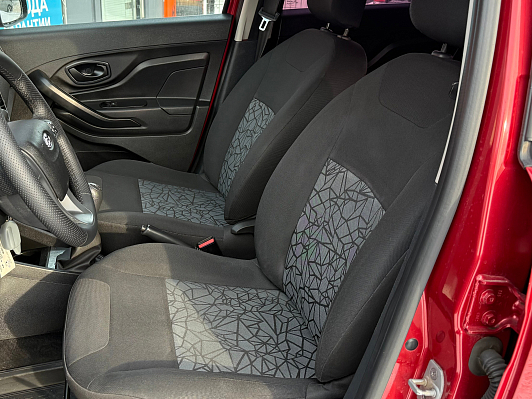 Lada (ВАЗ) XRAY Comfort, 2017 года, пробег 126000 км